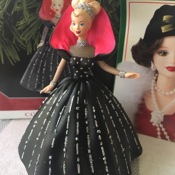 Vintage 1997 Holiday Hallmark Barbie Ornament - Picture 2 of 6
